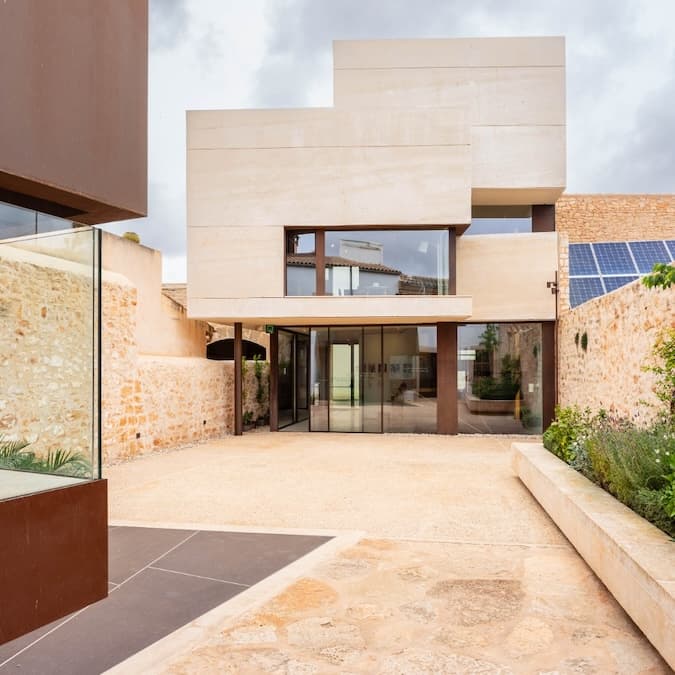 Casa Blai Bonet. Centre de Poesia Contemporània