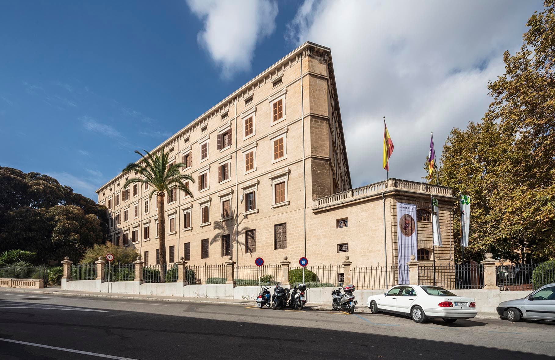 Centro Cultural La Misericòrdia