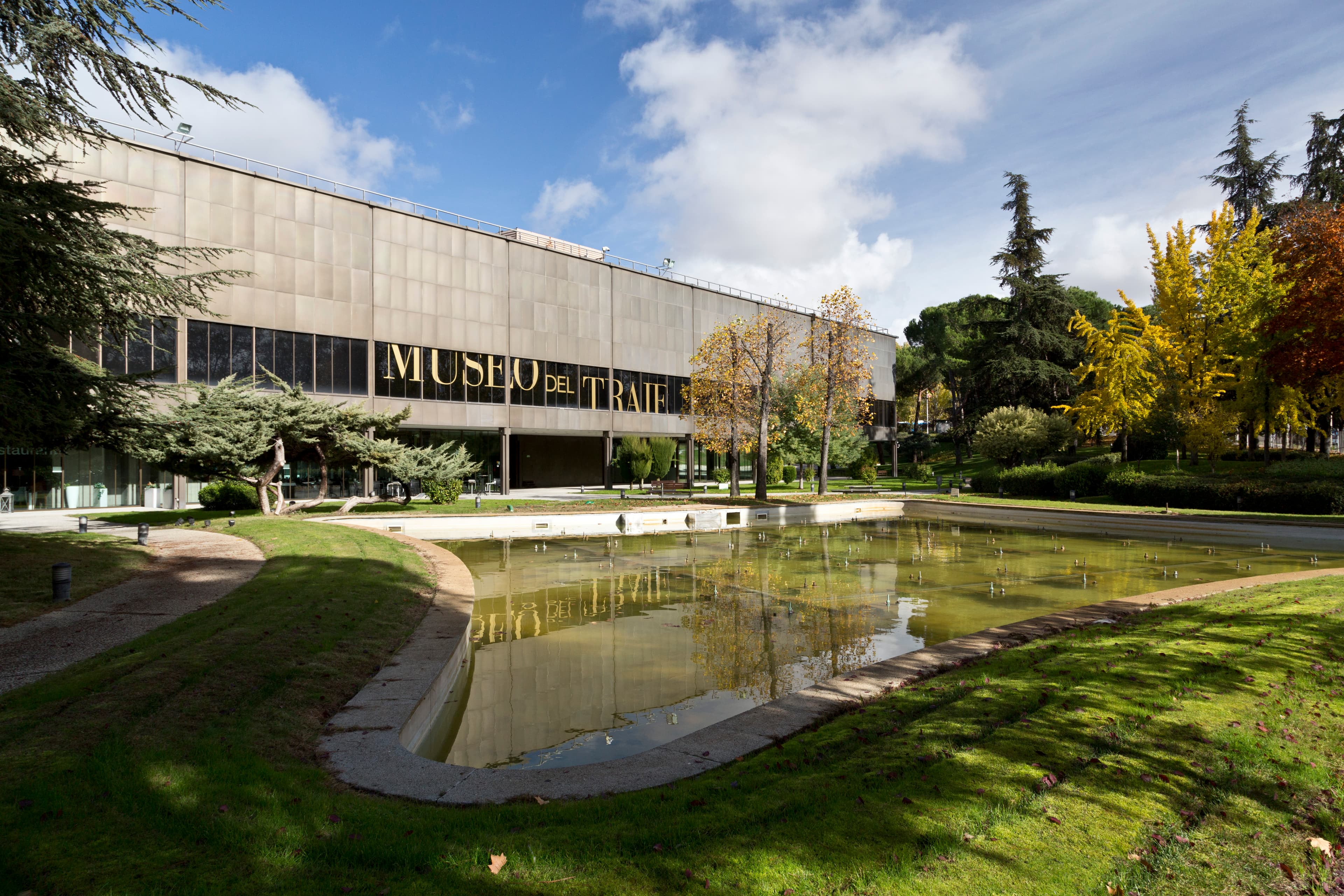 Museo del Traje. Centro de Investigación del Patrimonio Etnológico