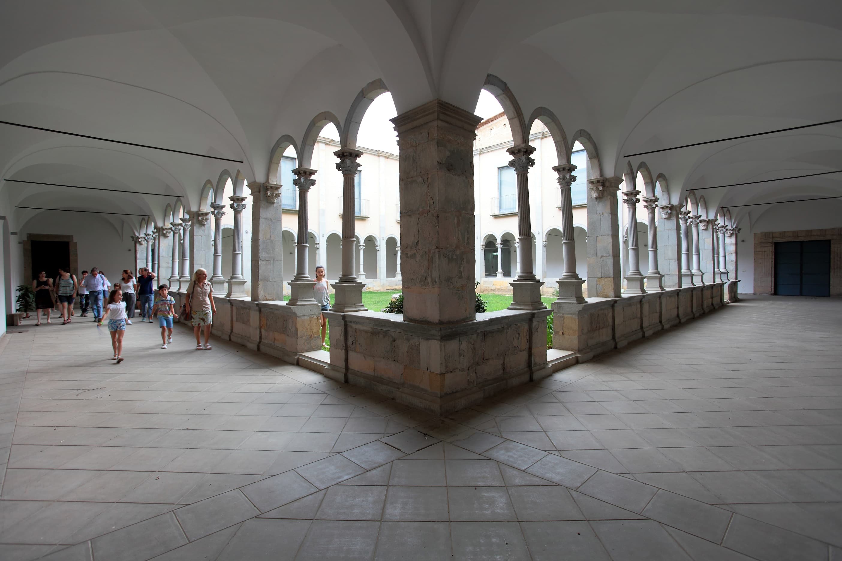 Monasterio de San Esteve