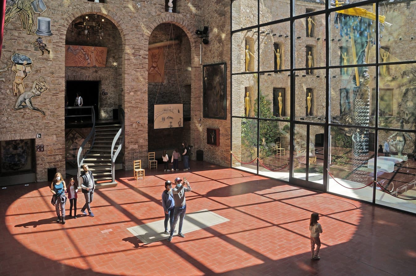 Teatro – Museo Dalí