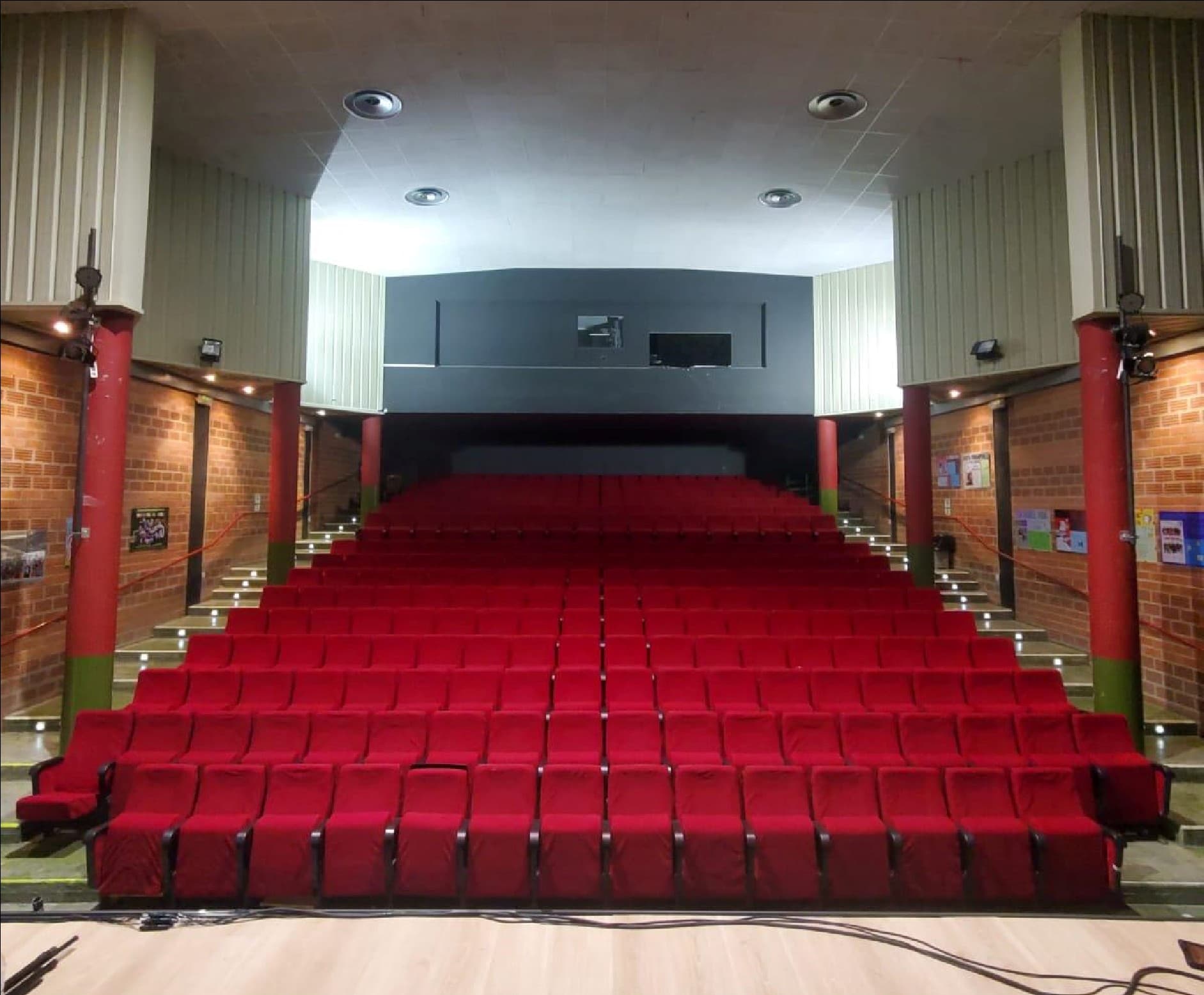 Teatre-Cinema “Els Til·lers