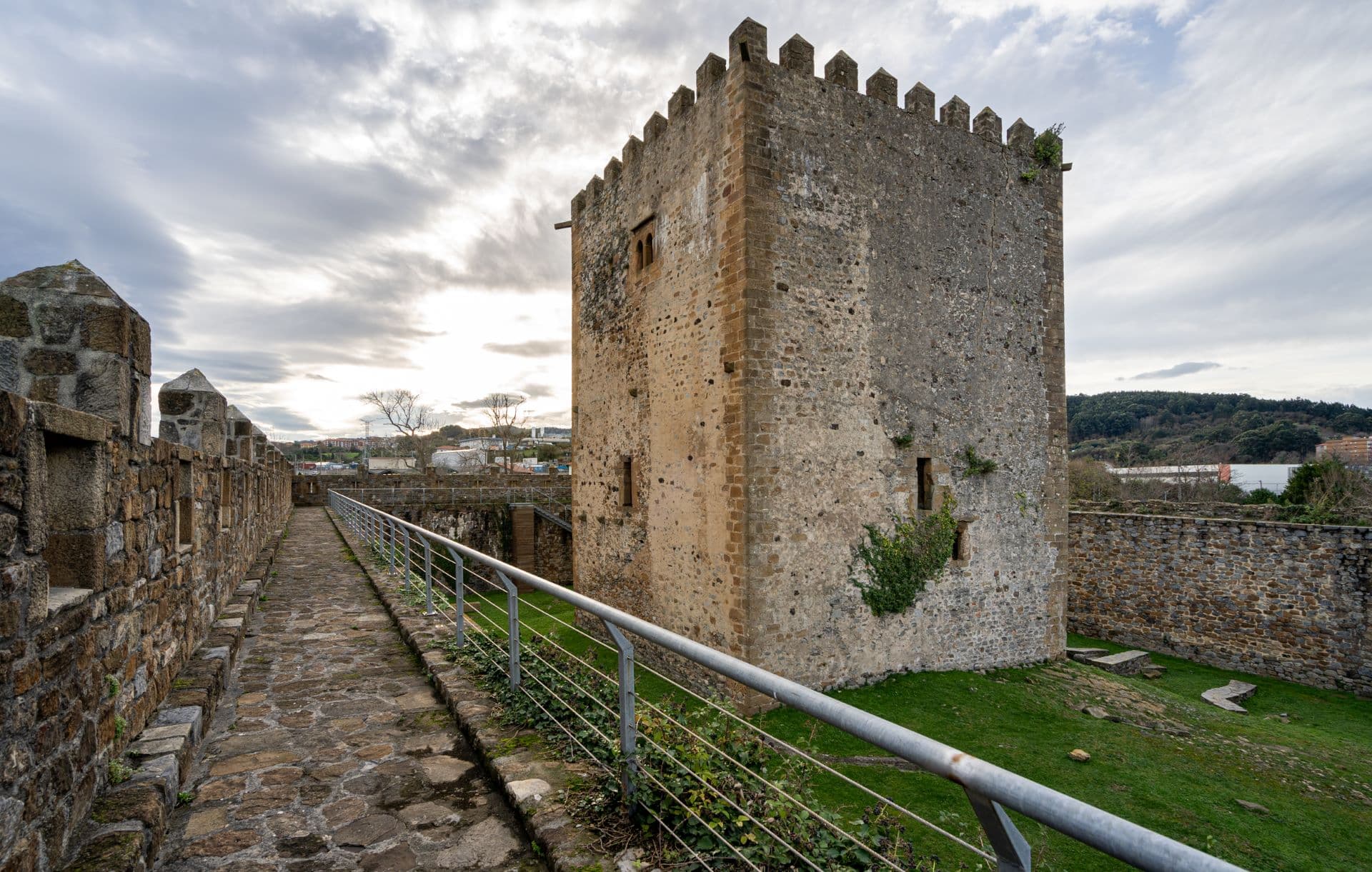Castillo de Muñatones