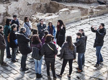 Children and young people in vulnerable situations enjoying a cultural activity