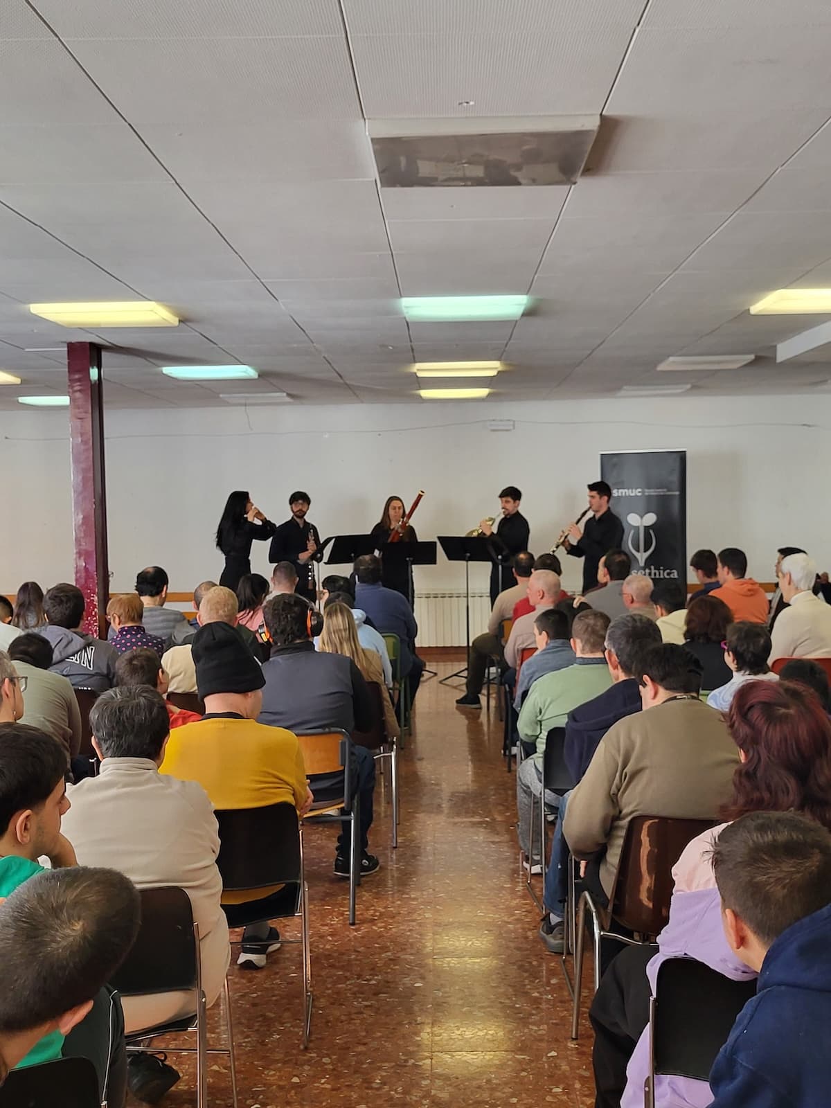Cap a un model català d'accés individual a la cultura